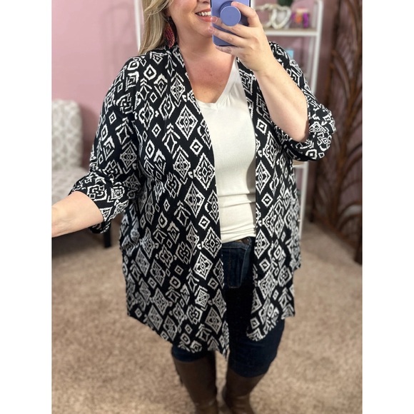 Dear Scarlett Sweaters - Dear Scarlett Diamond Elegance Gabby Cardigan